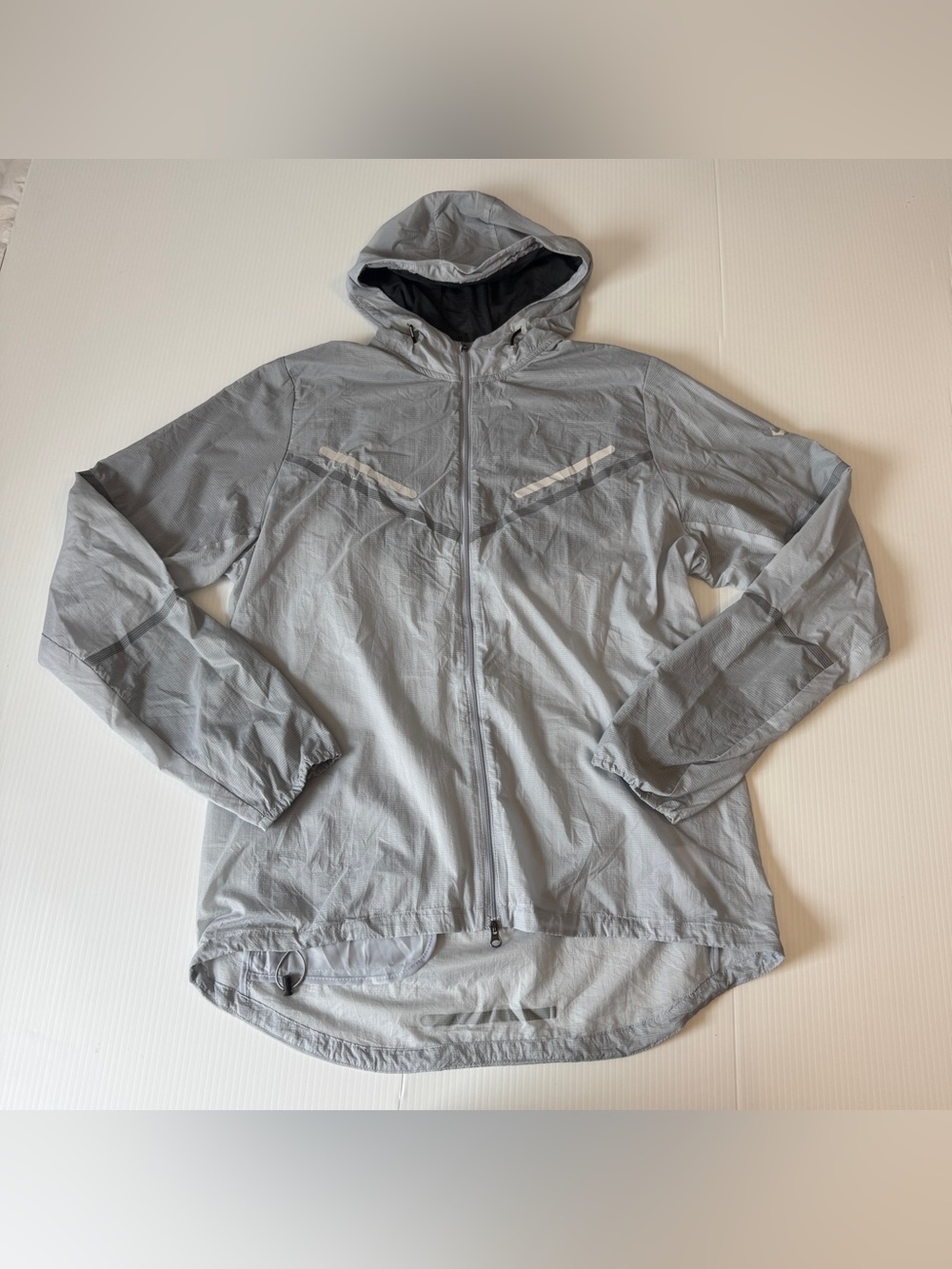 Nike Running Hooded Reflective Windbreaker Jacket Gray Lightweight Zip Men Large